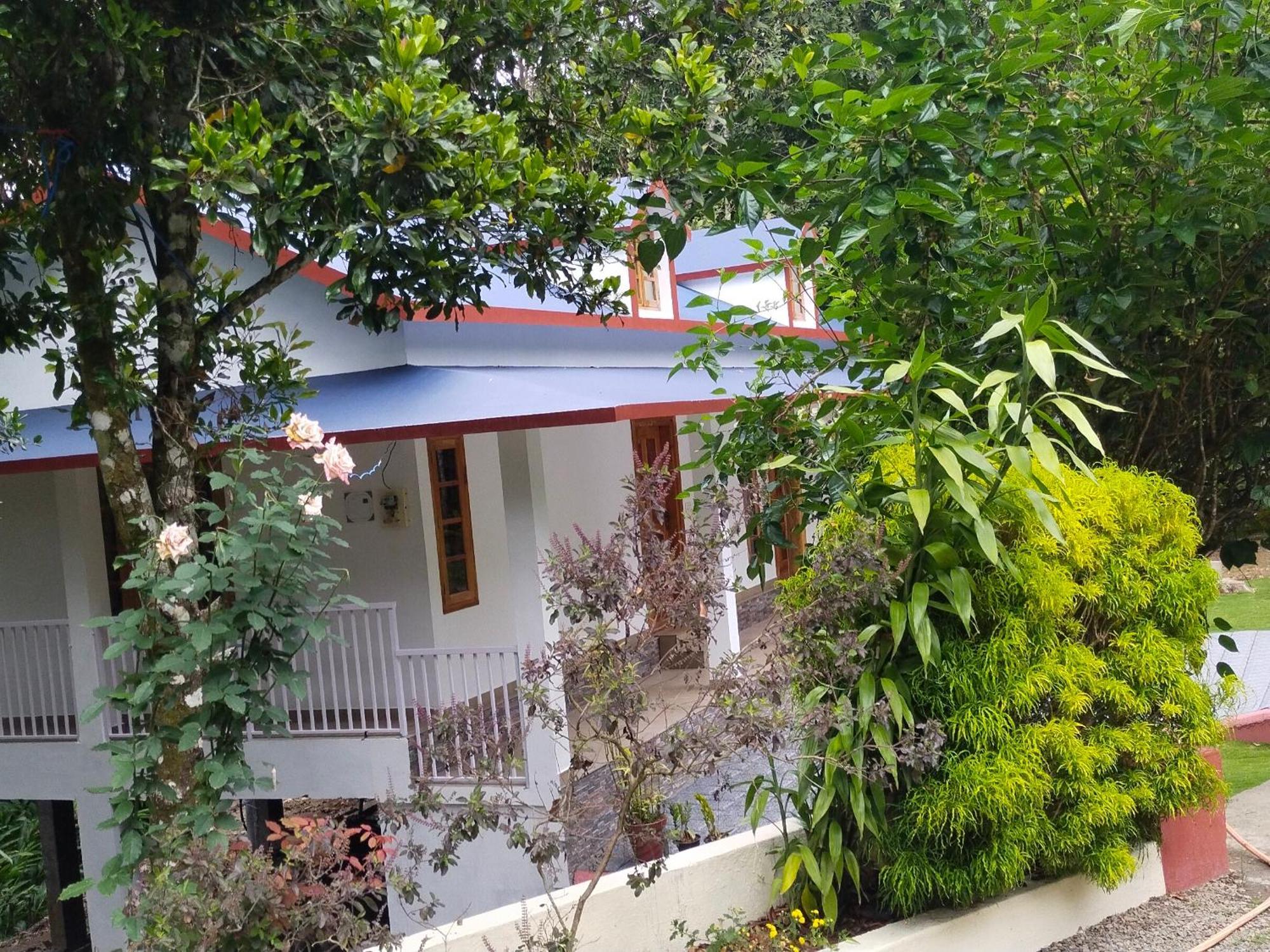 Philip Mary Farm Stay Thekkady Exteriör bild