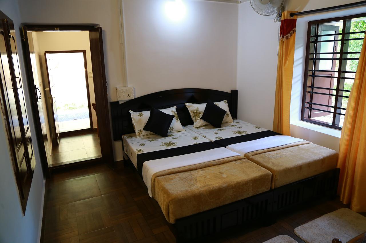 Philip Mary Farm Stay Thekkady Exteriör bild